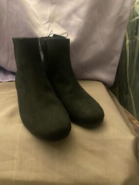 Time and Tru Black Suede Ankle Boots